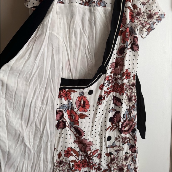 Maeve By Anthropologie Size 0 Women White Floral Lined Wrap Dress - Picture 7 of 11